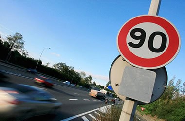 Panneau 90km/h